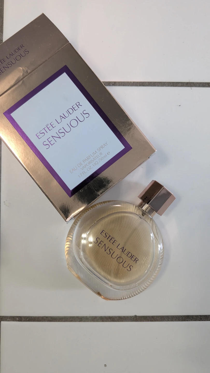 Estée Lauder Sensuous Eau de Parfum Spray 1.7oz / 50ml