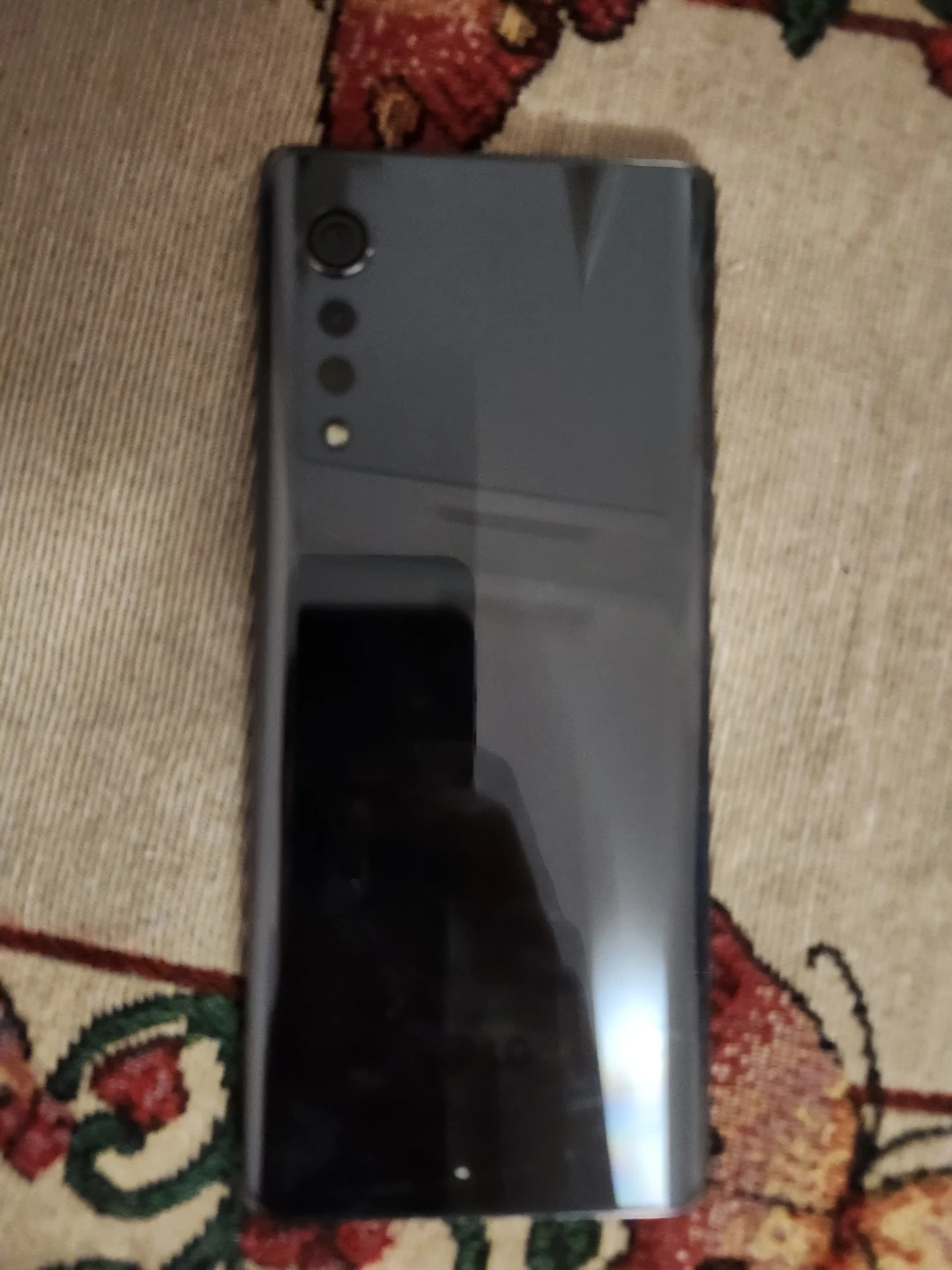 LG velvet 5G - photo 3