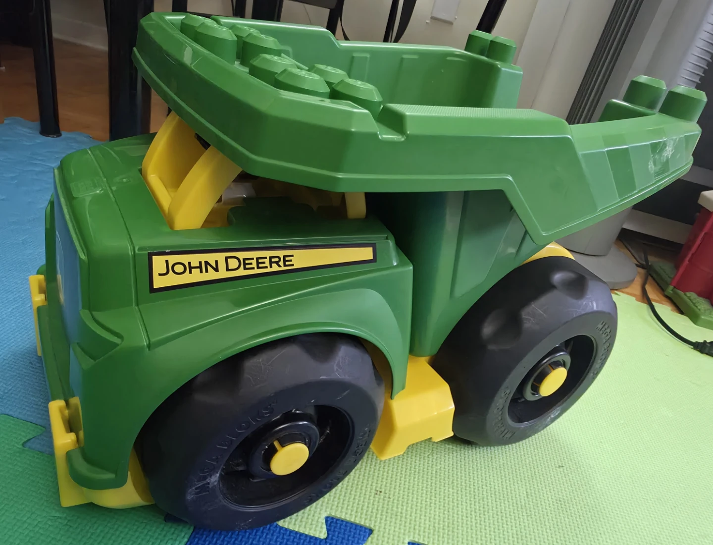 MEGA BLOKS John Deere Toddler Building Blocks Dump Truck Toy