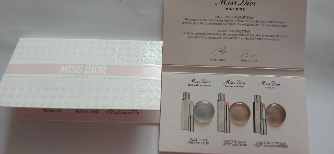 NEW! MISS DIOR MINI MISS PARFUM SAMPLES - photo 2