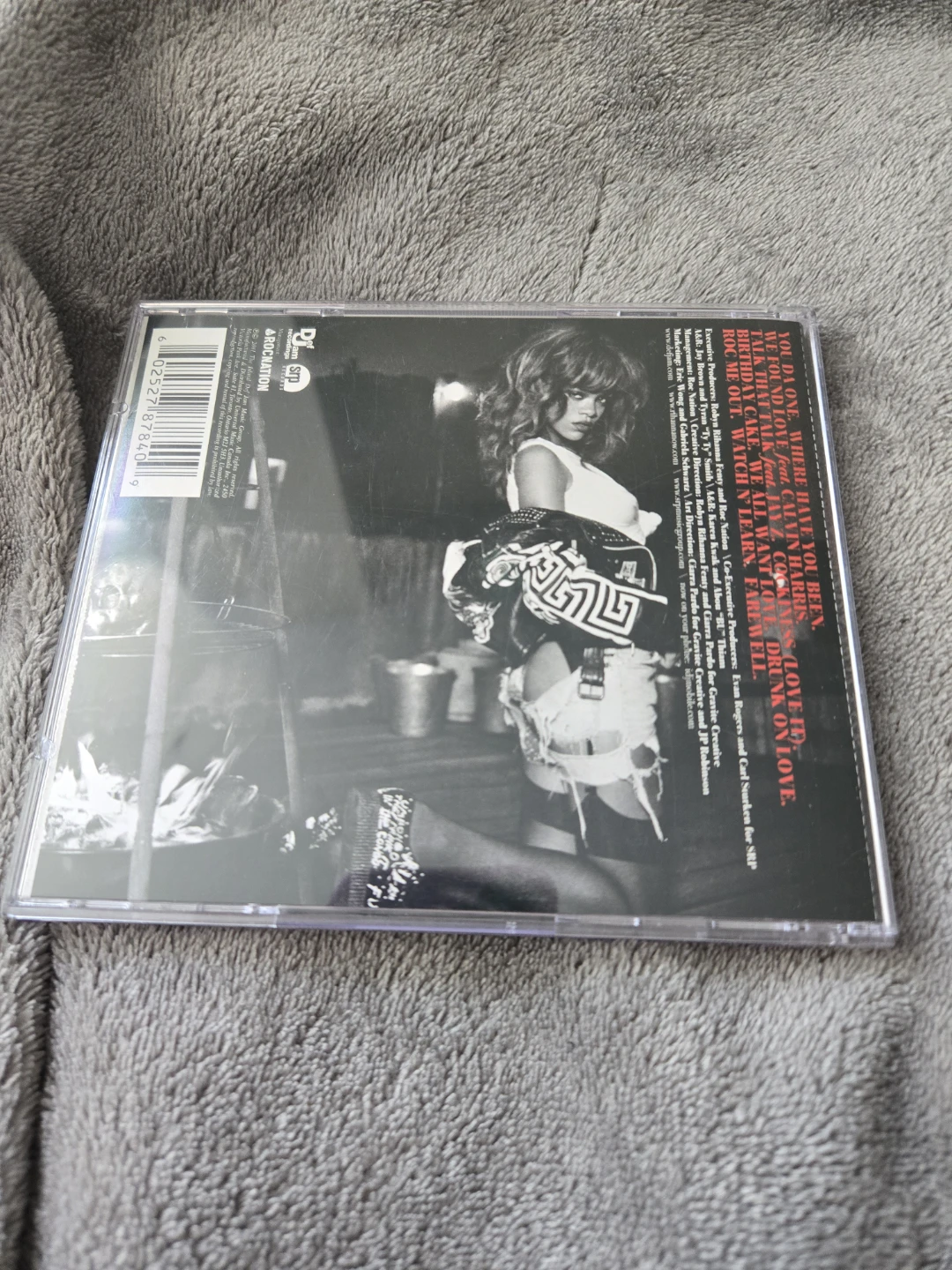 Rihanna Talk That Talk CD - photo 3