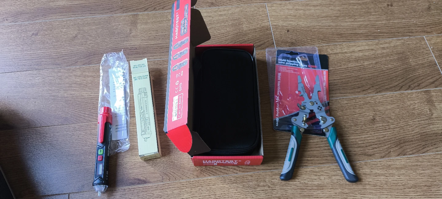 HABOTEST Digital Clamp Meter, Voltage Detector, and Wire S - photo 5