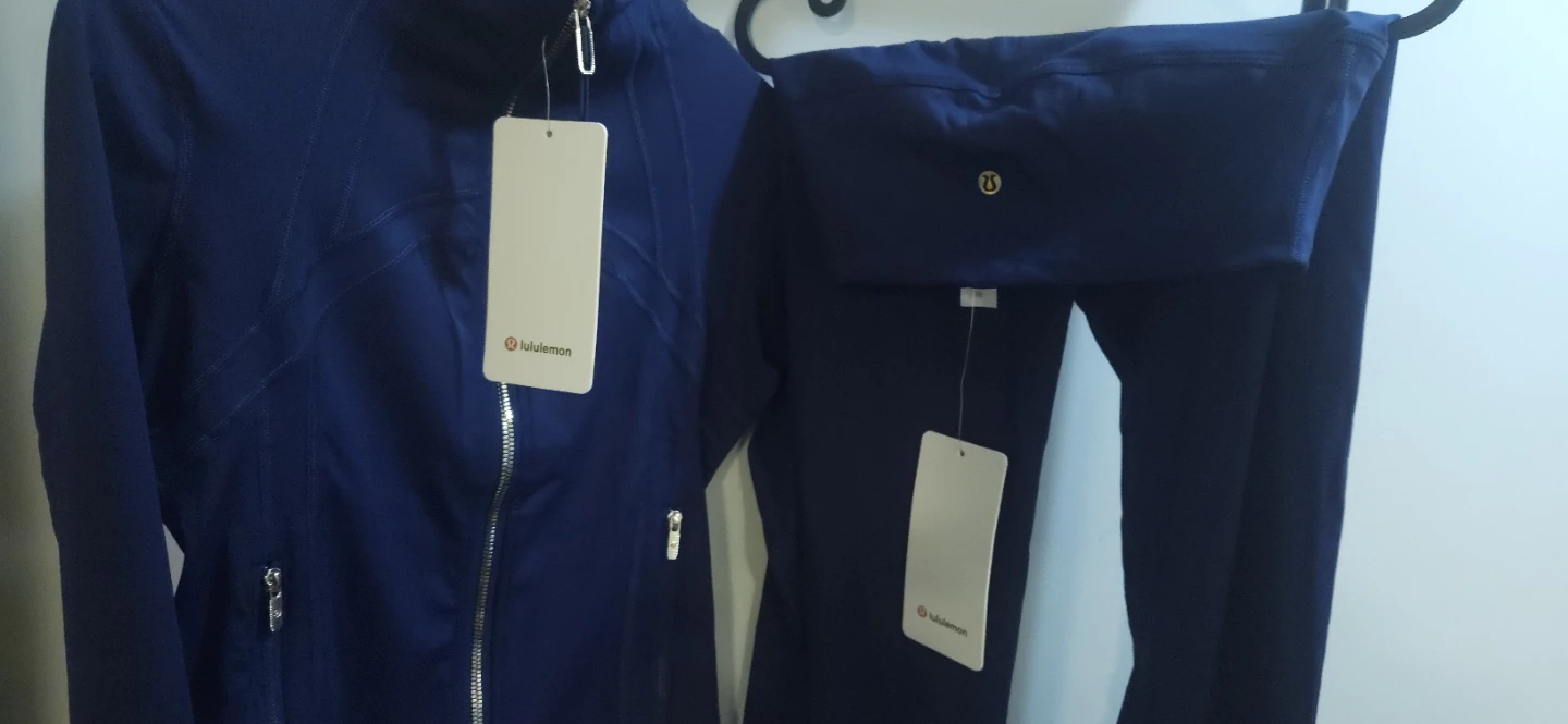 BEST DEAL Lululemon Define Cropped jacket and Leggings - photo 2