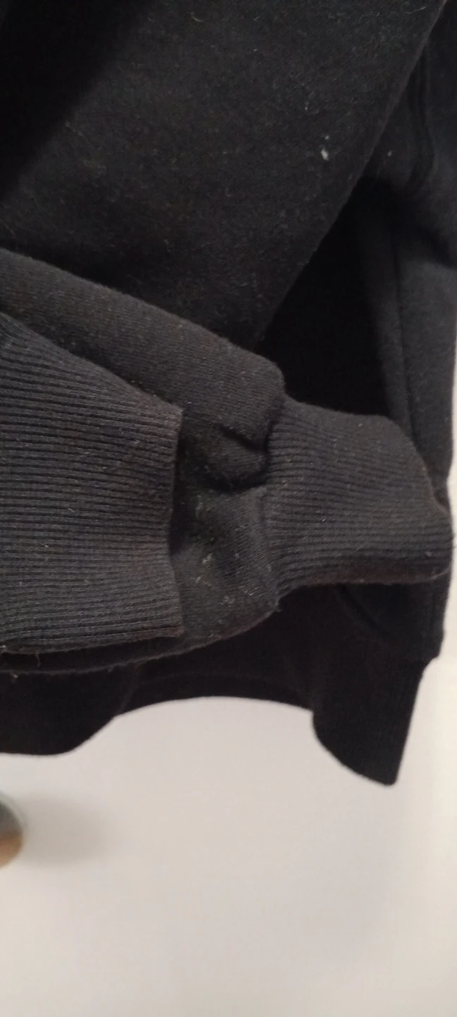 H&M Black Crewneck Sweatshirt - photo 4