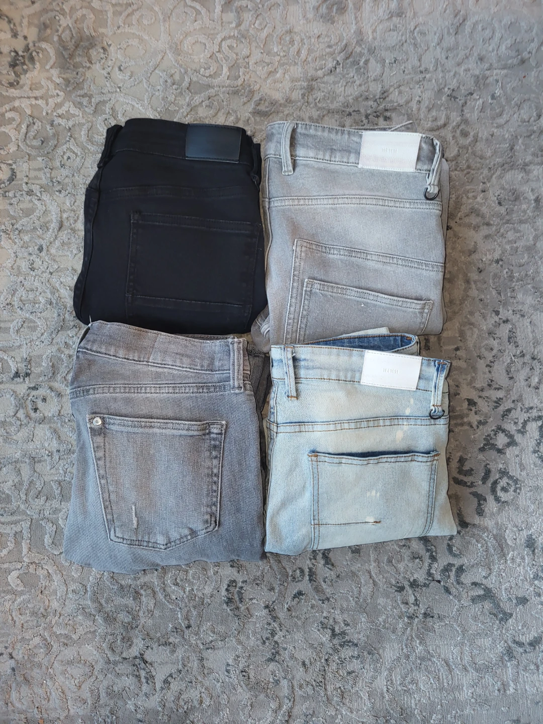 Bunch of 4 Pairs of Jeans