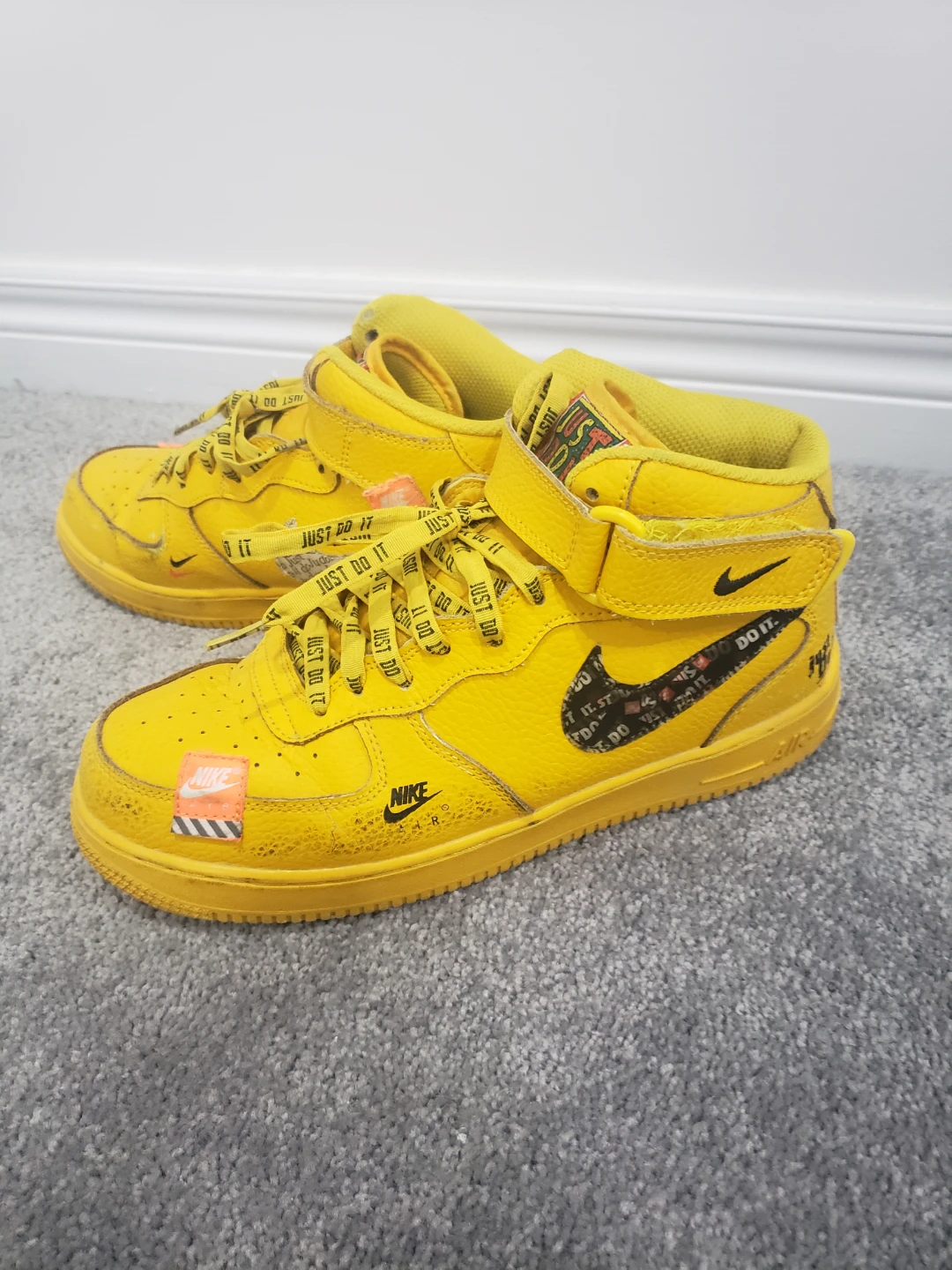 Nike Air Force 1 Mid 'Just Do It' Yellow