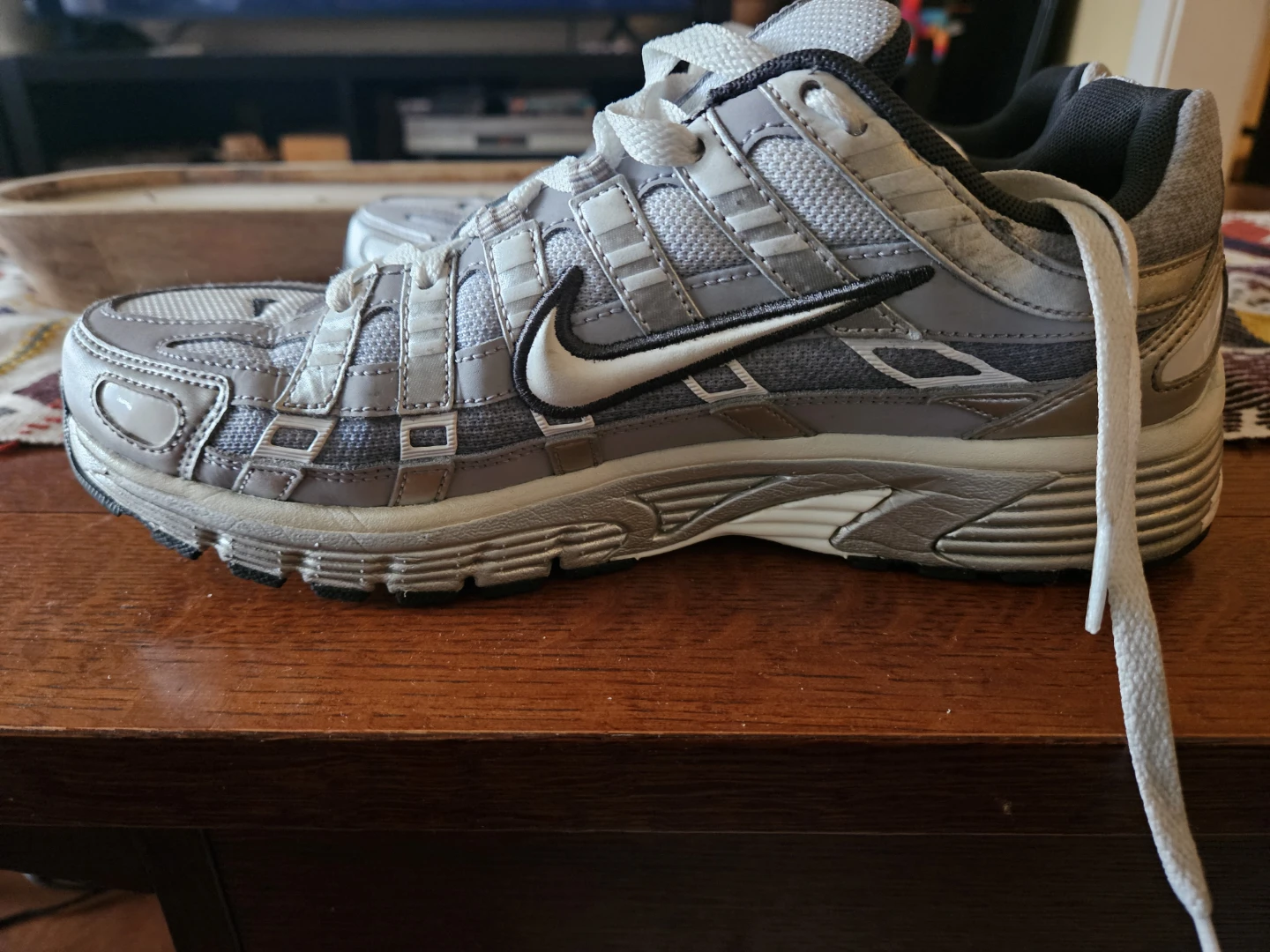 Nike P-6000 Running Shoes Silver - photo 4