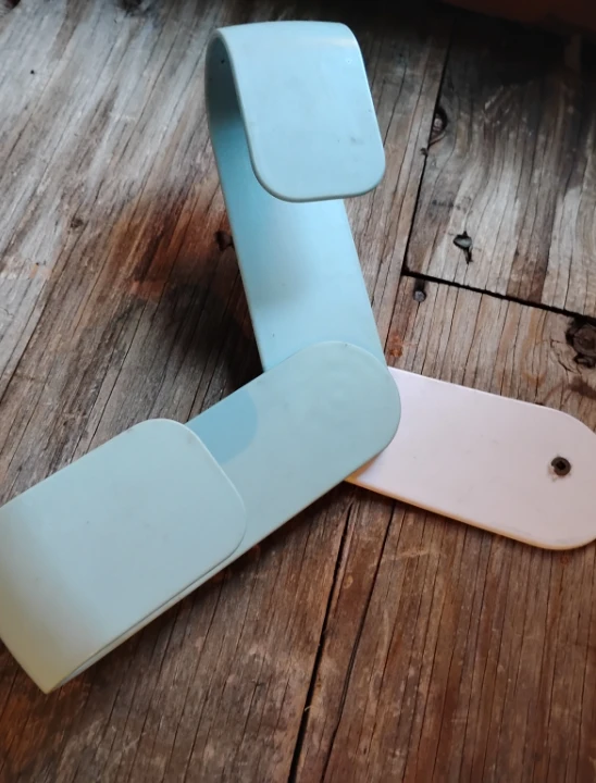 Plastic Clothes Hanger Hook - photo 2