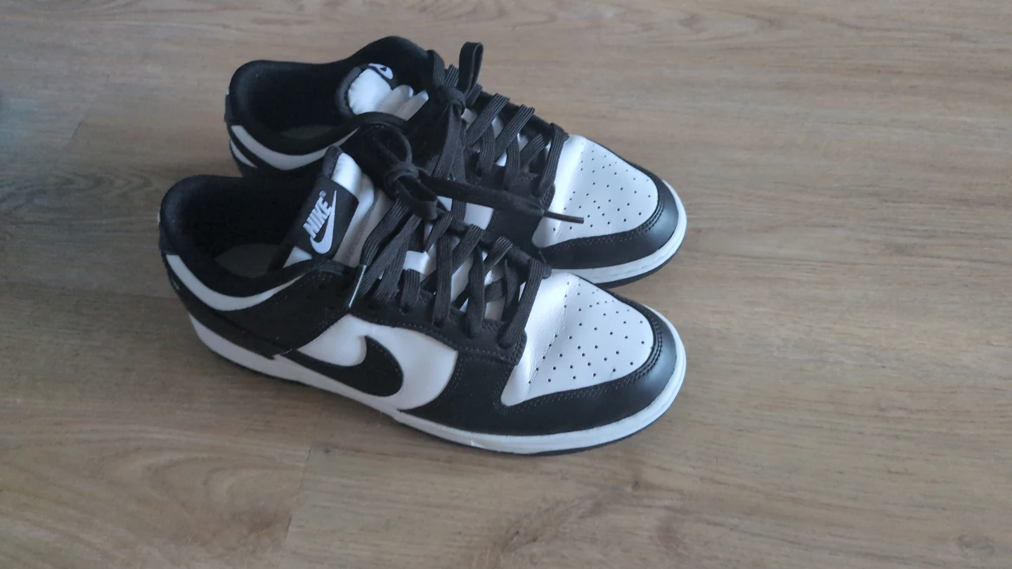Nike Dunk Low "Panda" Sneakers