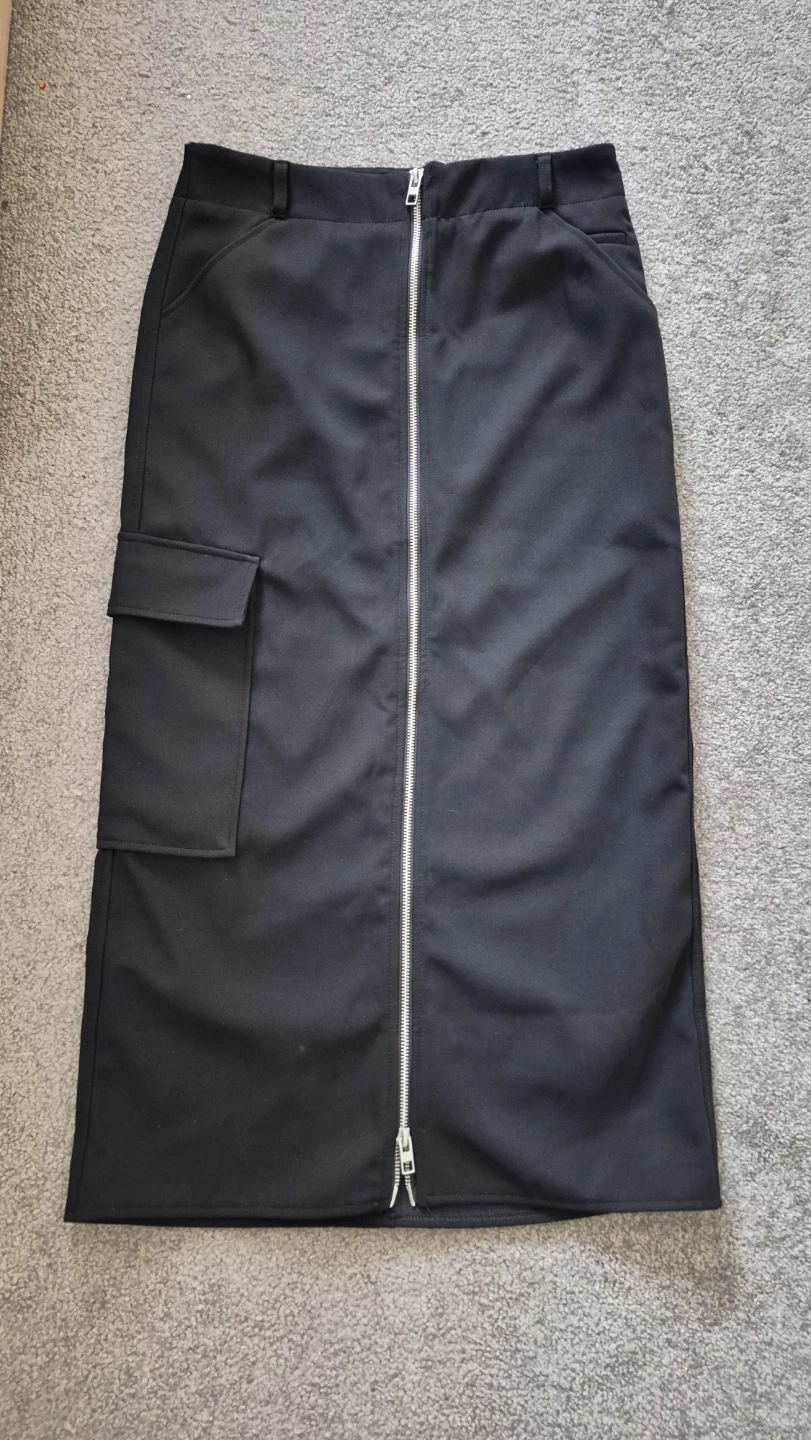 ZARA Black Cargo Midi Skirt - Size XS