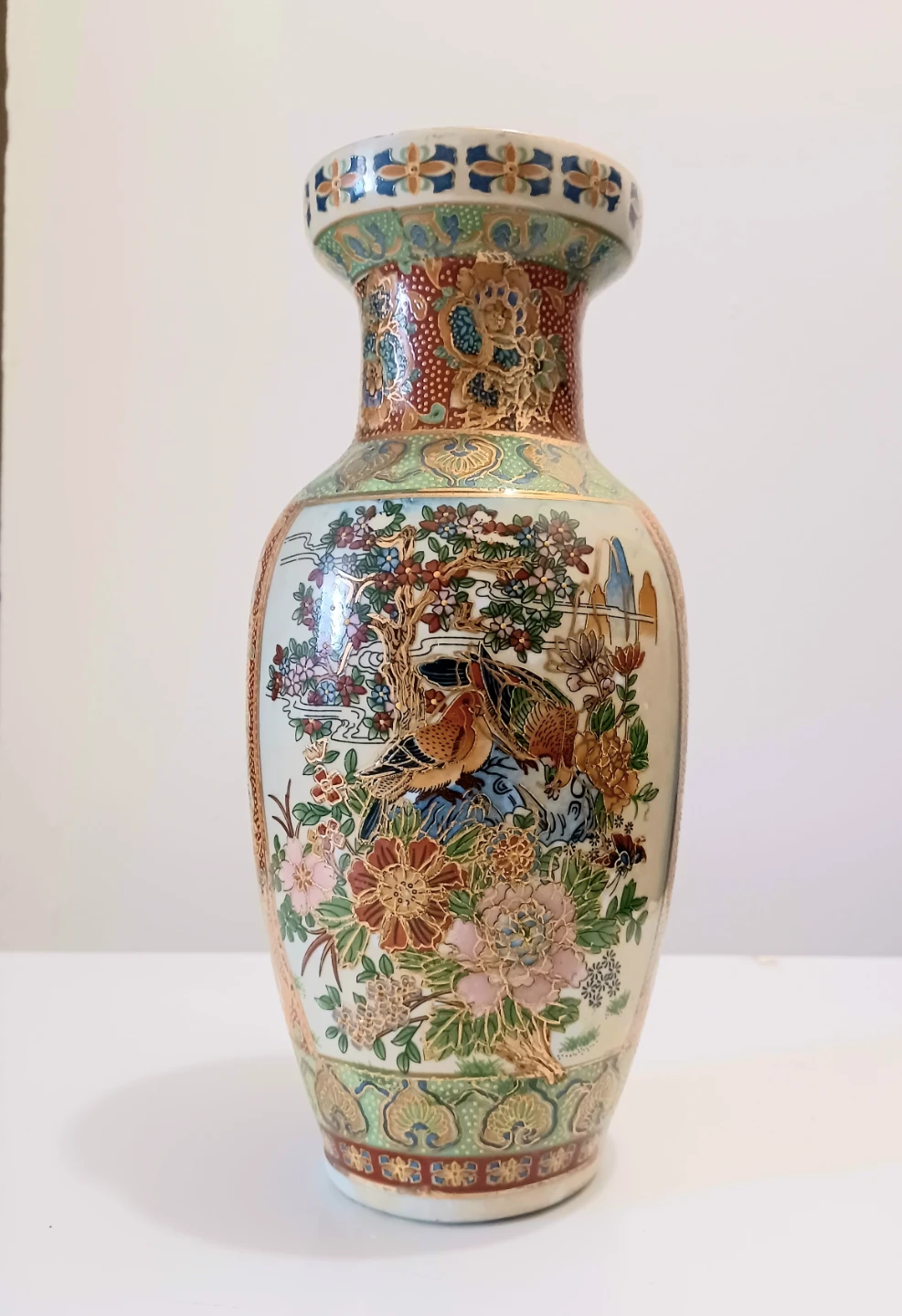 Vtg Hand Painted Satsuma Vase