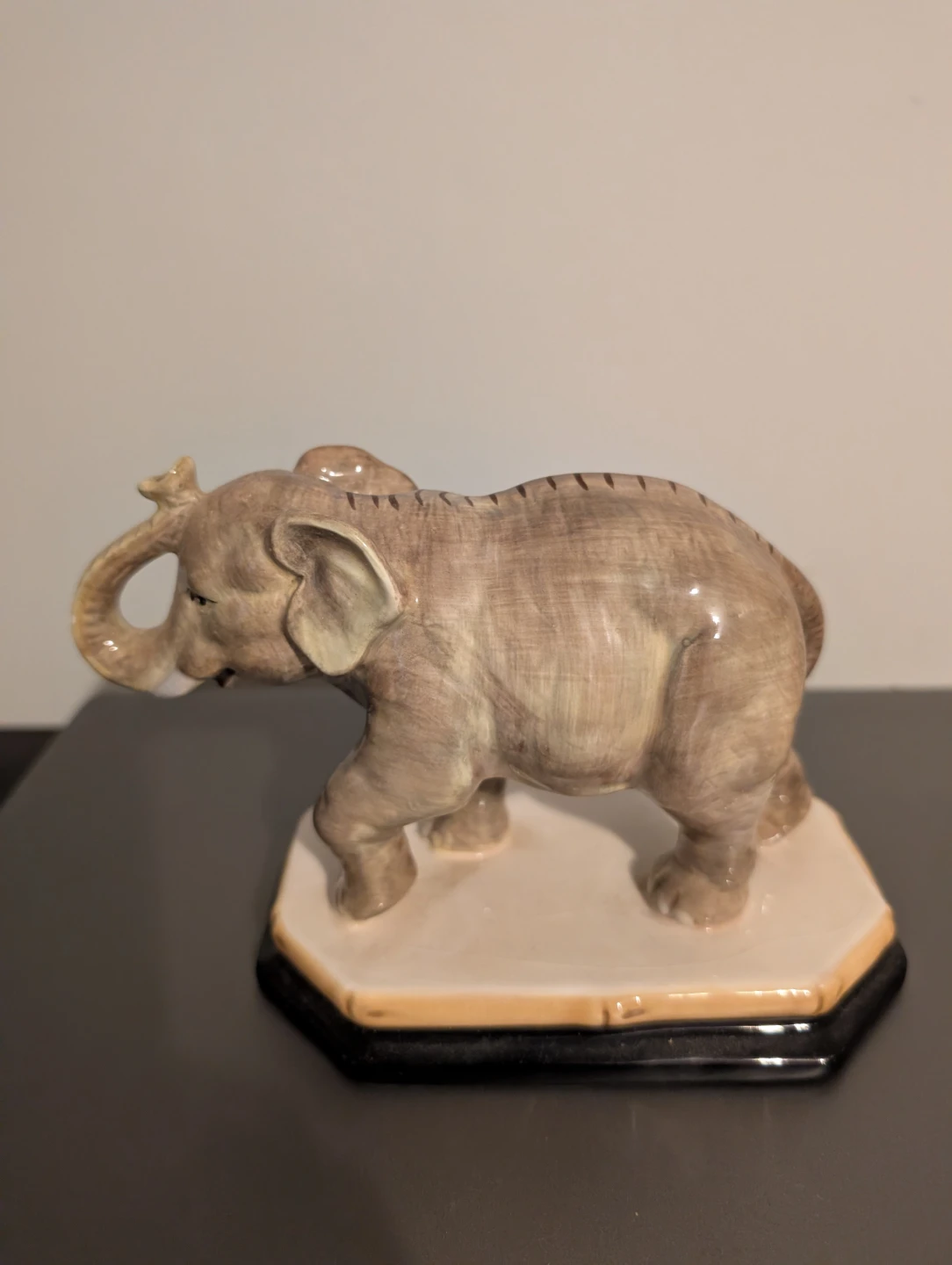 Elephant Figurine - photo 2