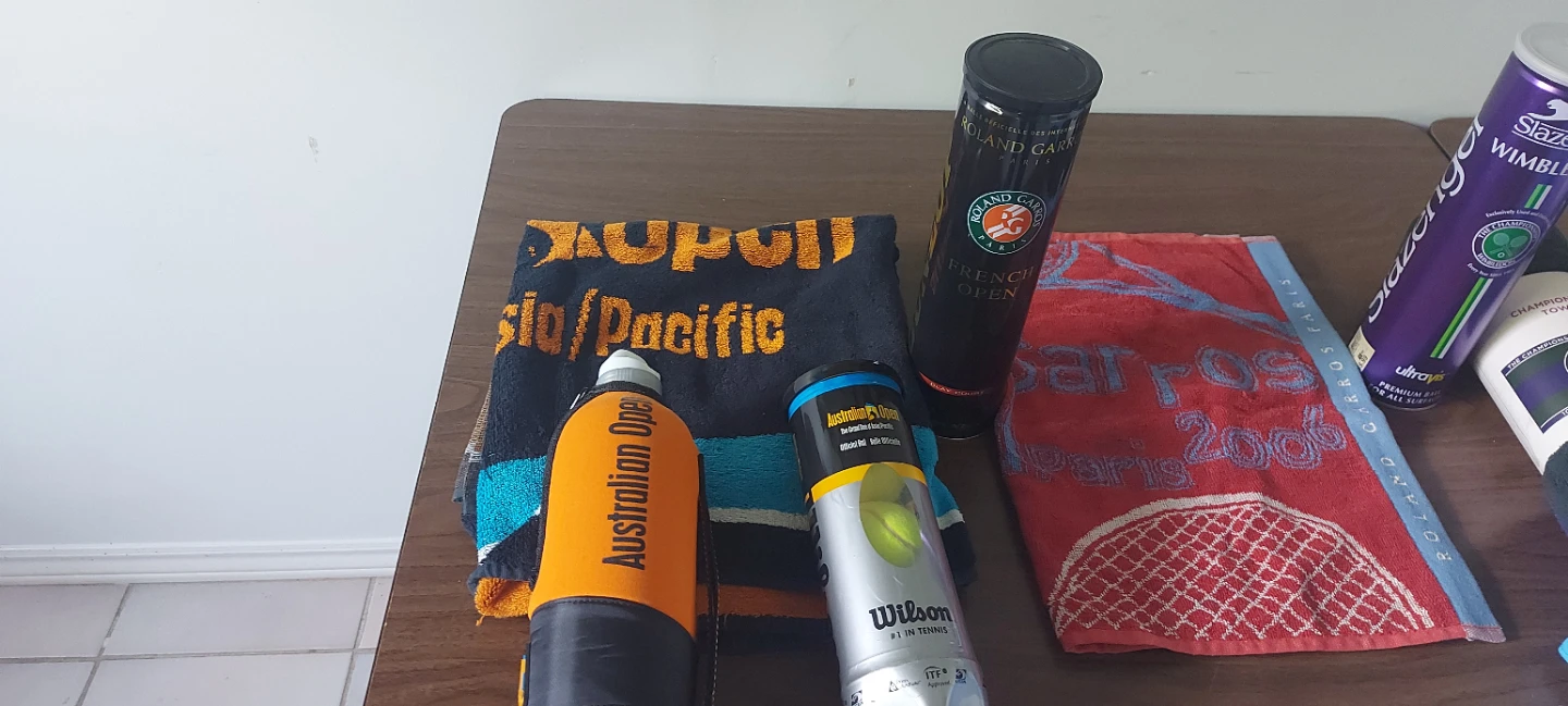 Tennis Gear Bundle - Wilson, Slazenger, Puma, Roland Garros - photo 2