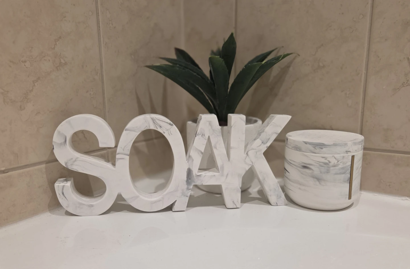 Bath decor