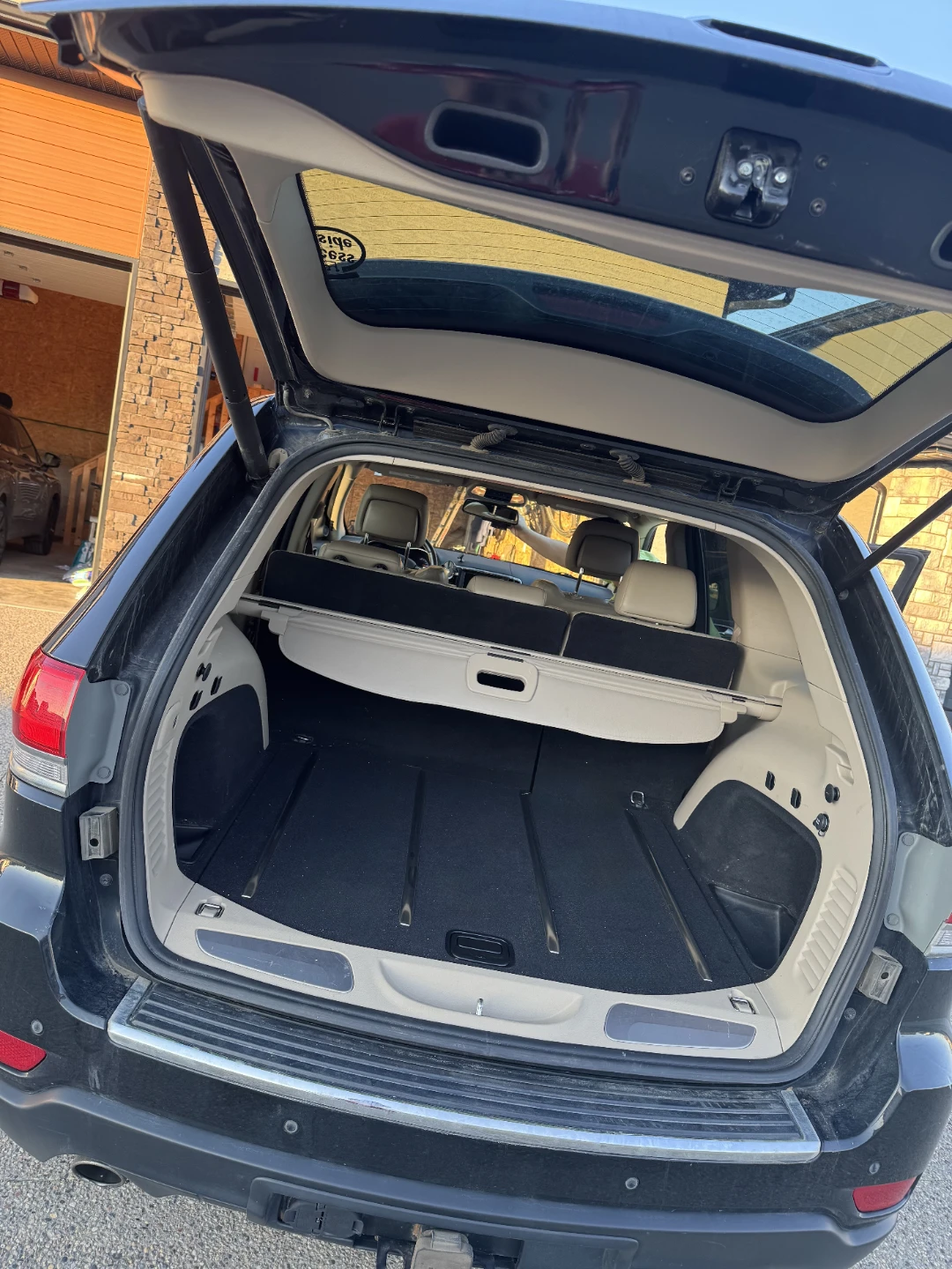 2015 Jeep Grand Cherokee Limited – Fully Loaded - photo 4