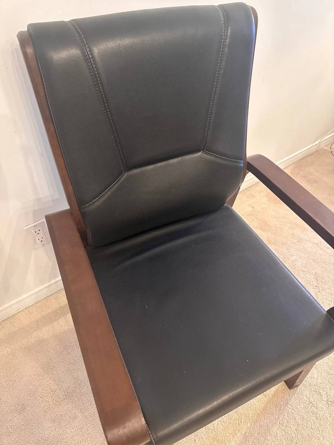 Black Leather Armchair with Wooden Frame - photo 5