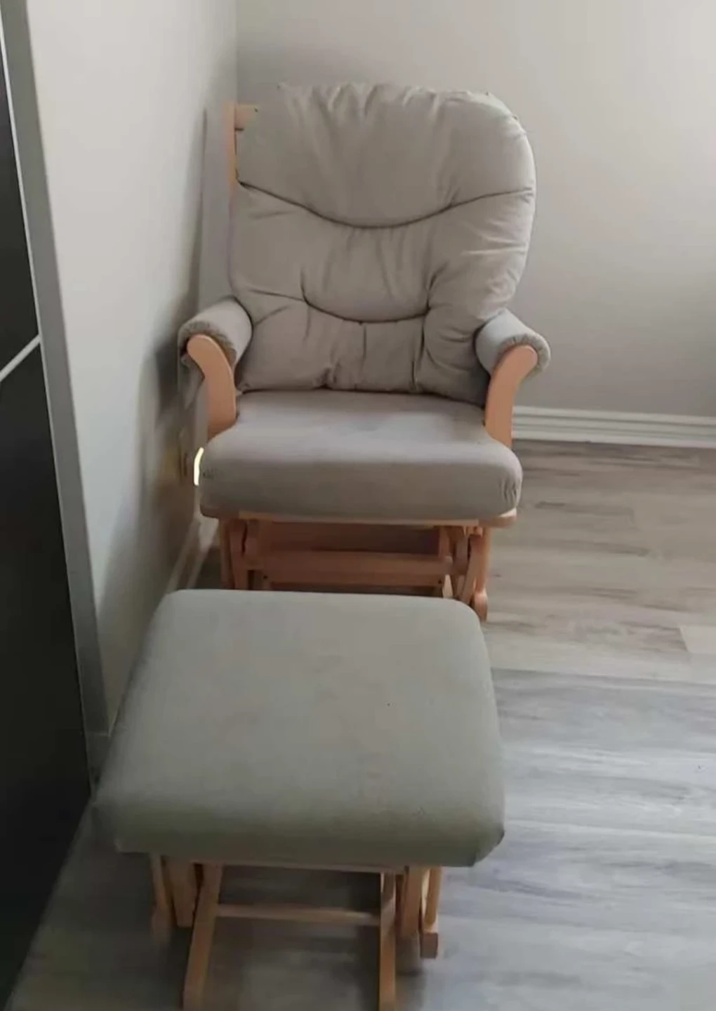 rocking chair and get others for free