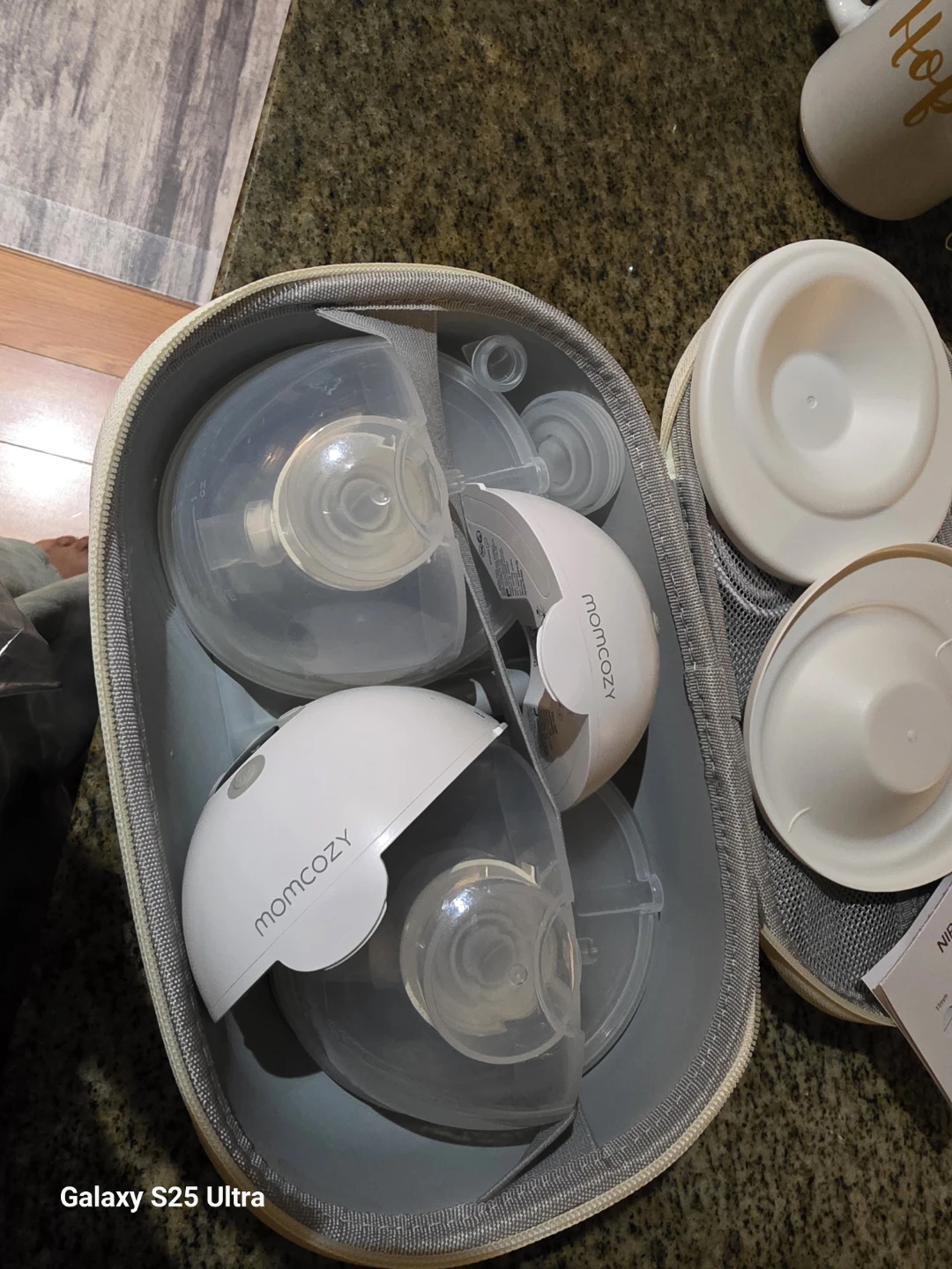 Momcozy M5 Wearable Breast Pump Set
