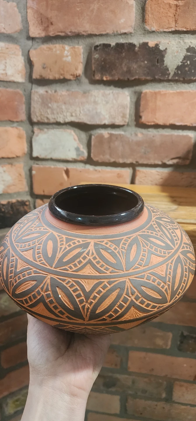 Lama Craft Pottery Vase
