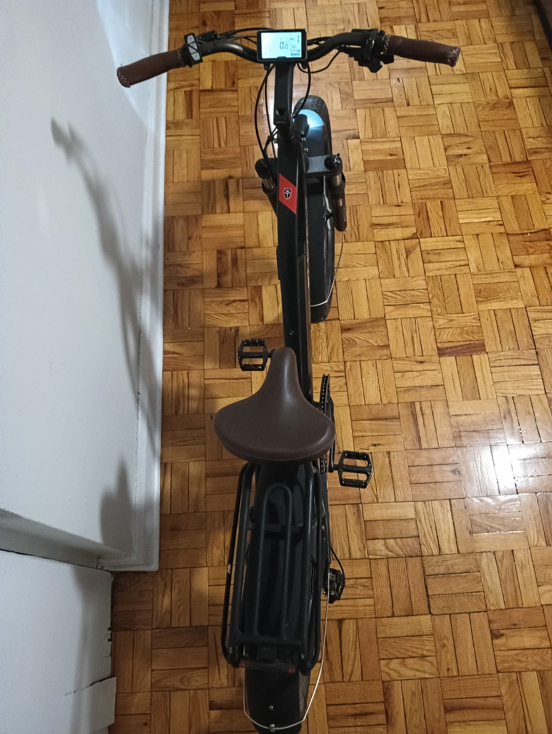 ET T1000 Electric Fat Tire Bike in black - photo 3