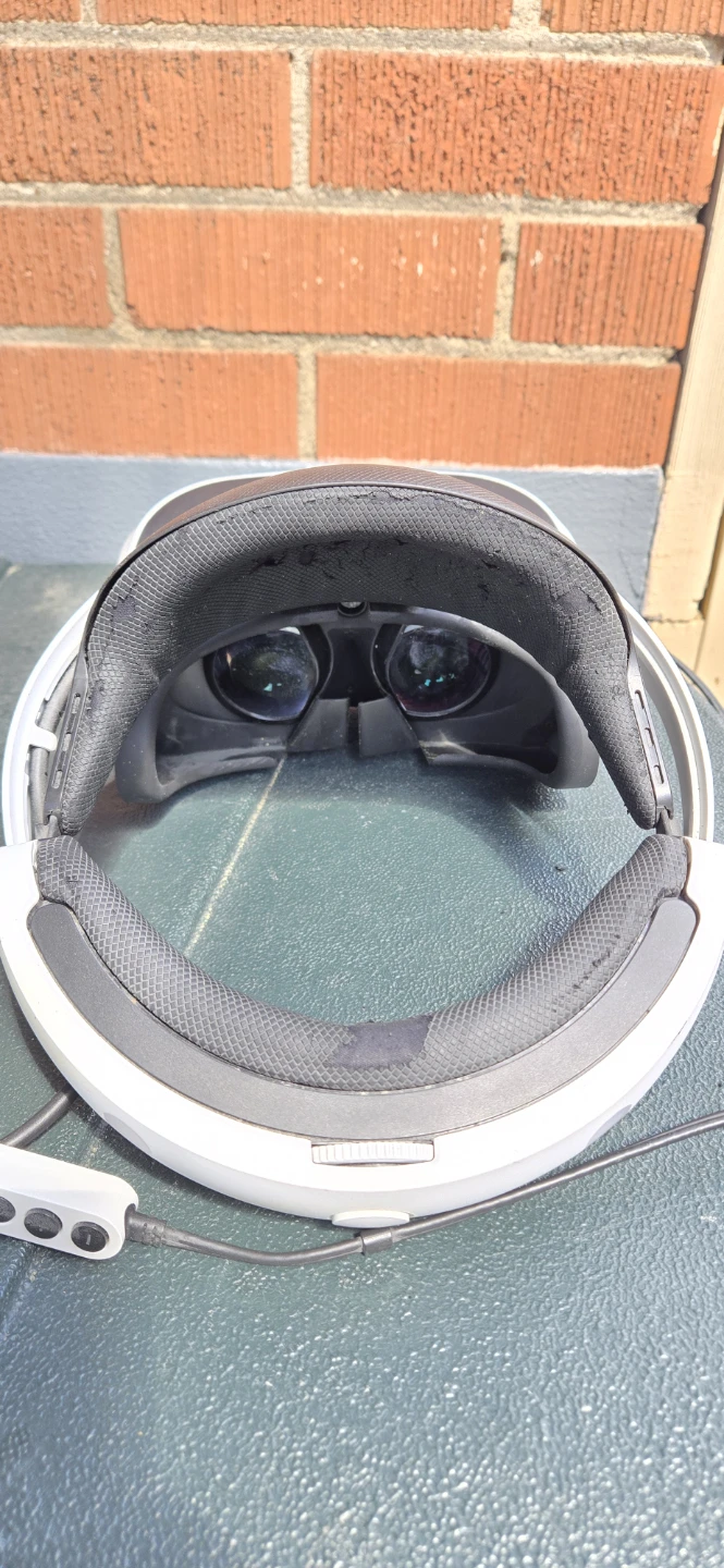 BOBOVR  VR Headset with Controllers and Charging Dock - photo 5