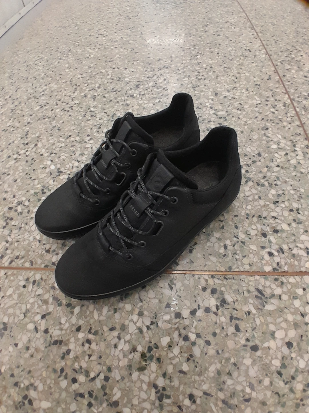 ECCO Black Sneakers Elite Men's Size 10.5 - photo 5