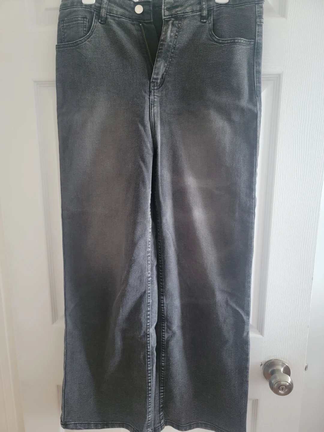 Women's Grey Wash Jeans - Medium