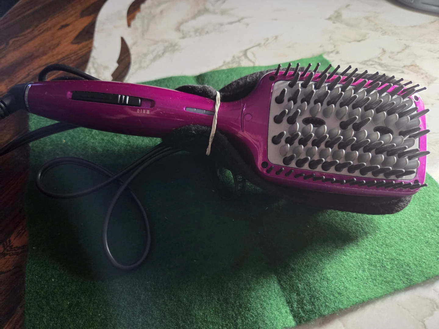 Pink Straightening Brush