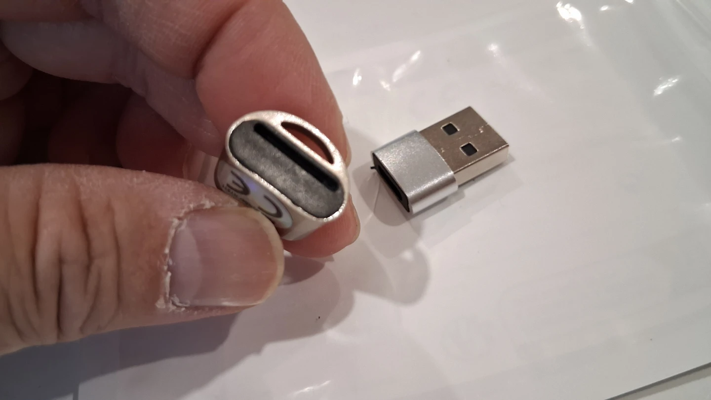 Type C MicroSD Card Reader TF Card w USB C to USB A Adapter - photo 3