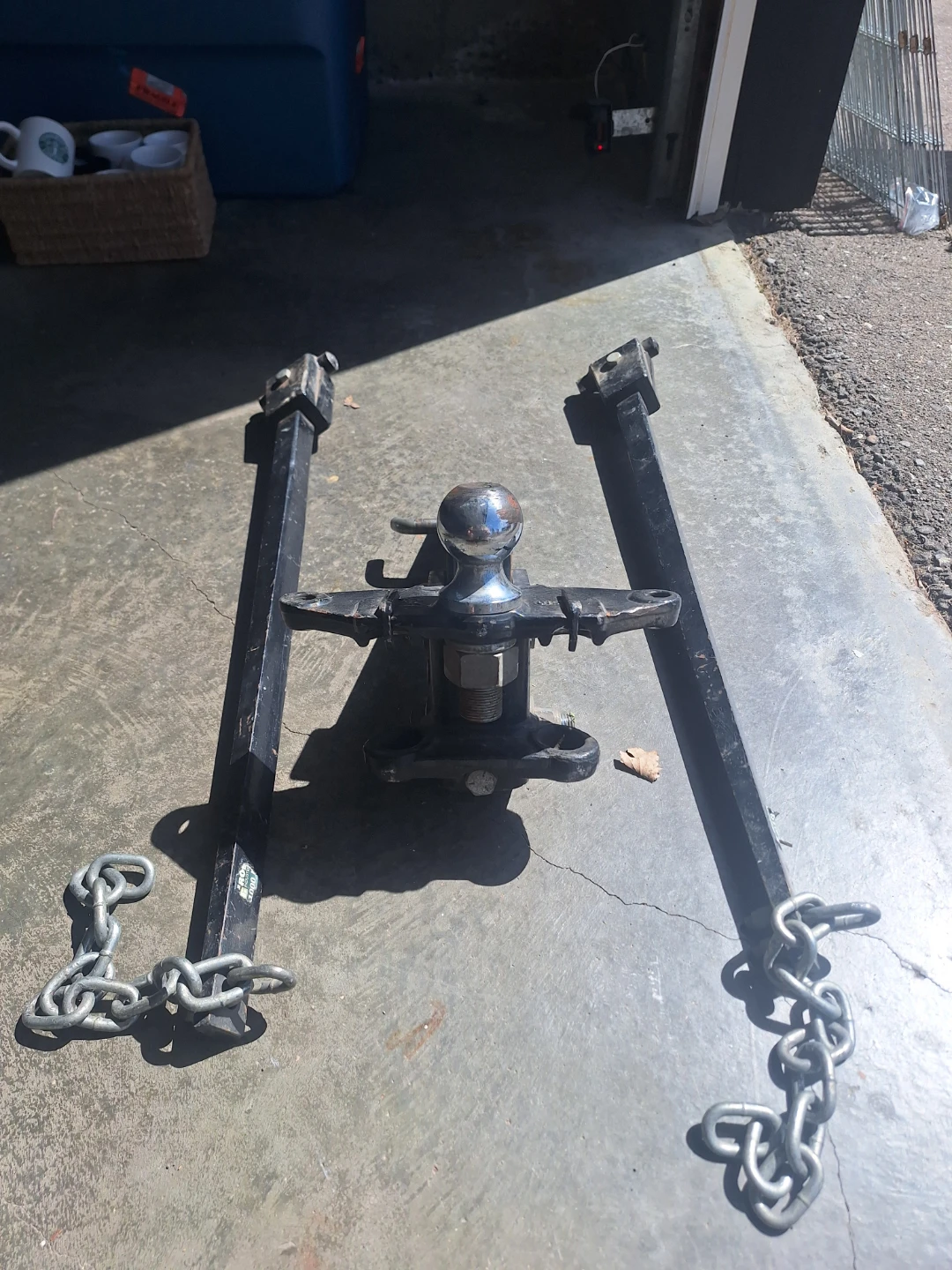 Trailer hitch and sway bars