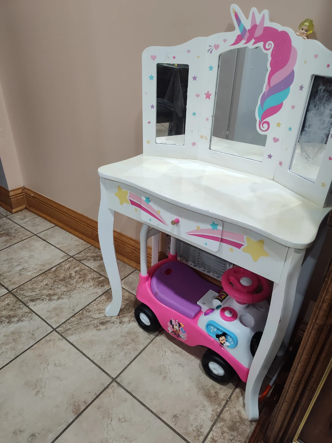 Kids Unicorn Vanity with Mirror and Drawer - photo 3