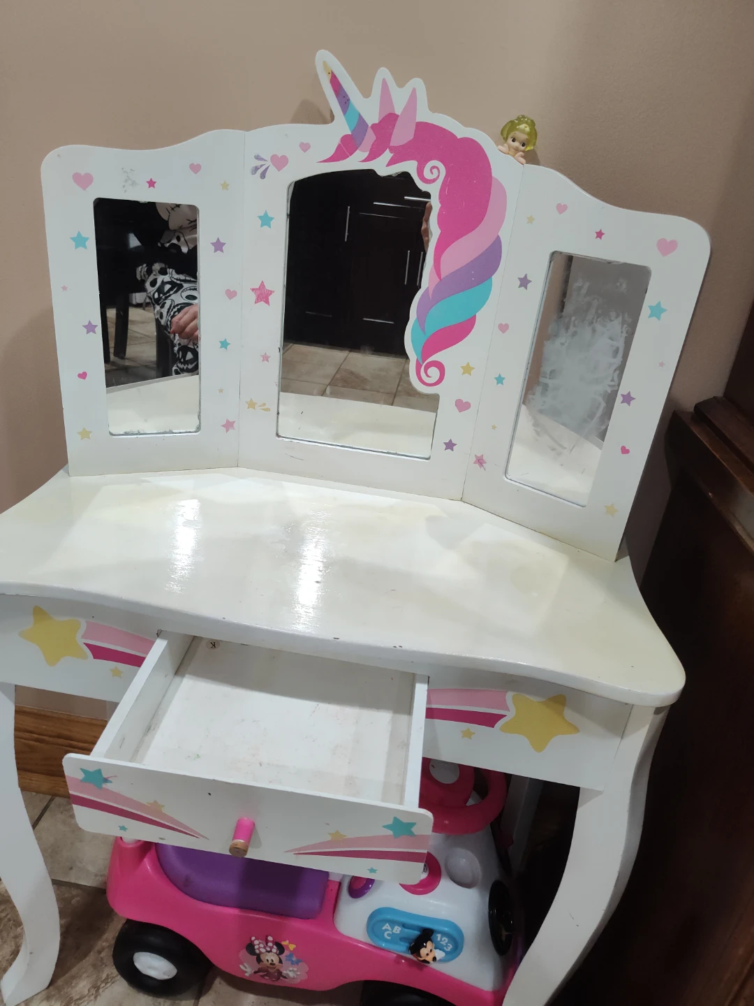 Kids Unicorn Vanity with Mirror and Drawer - photo 4