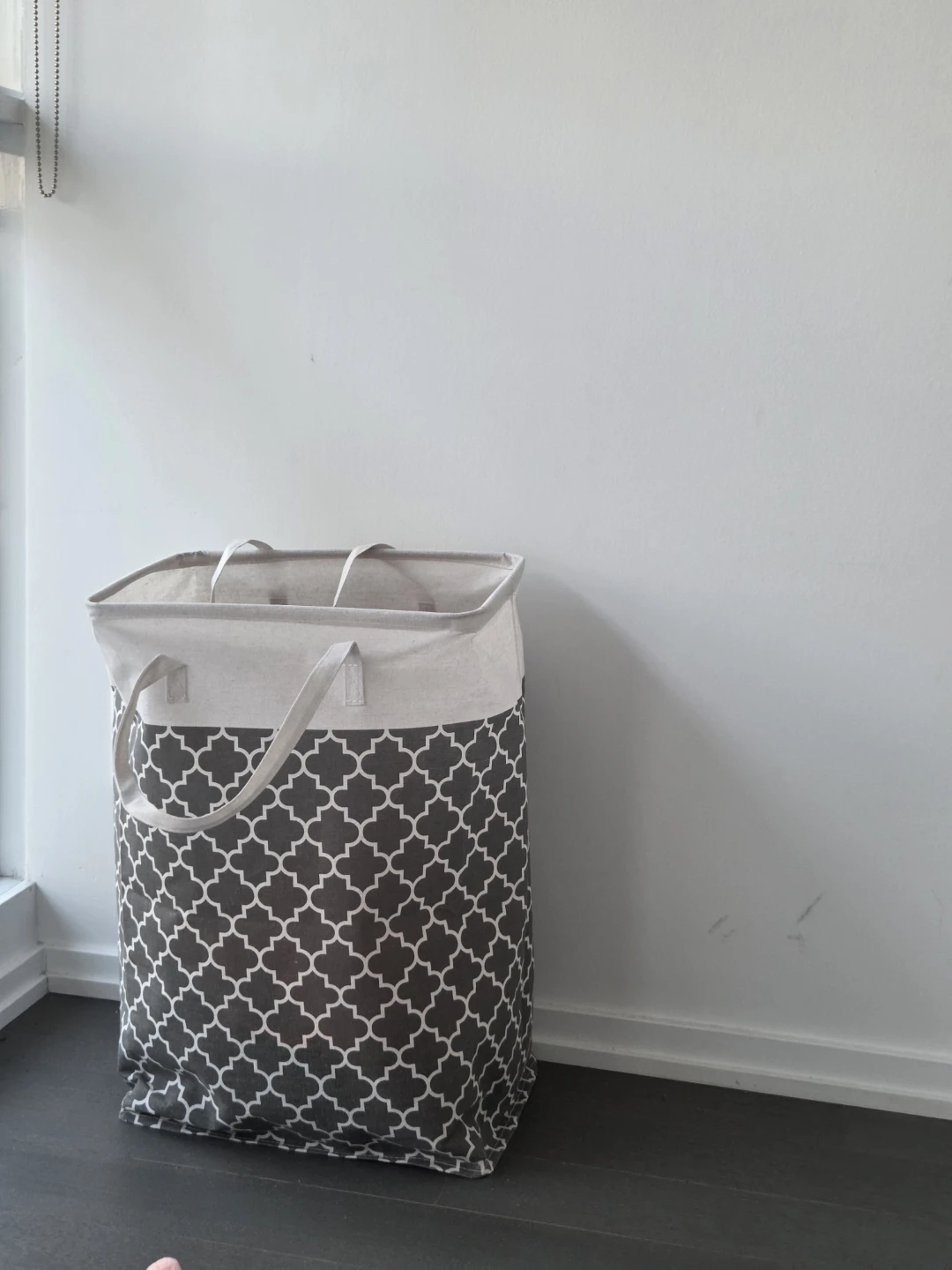 Collapsible Laundry Basket with Handles