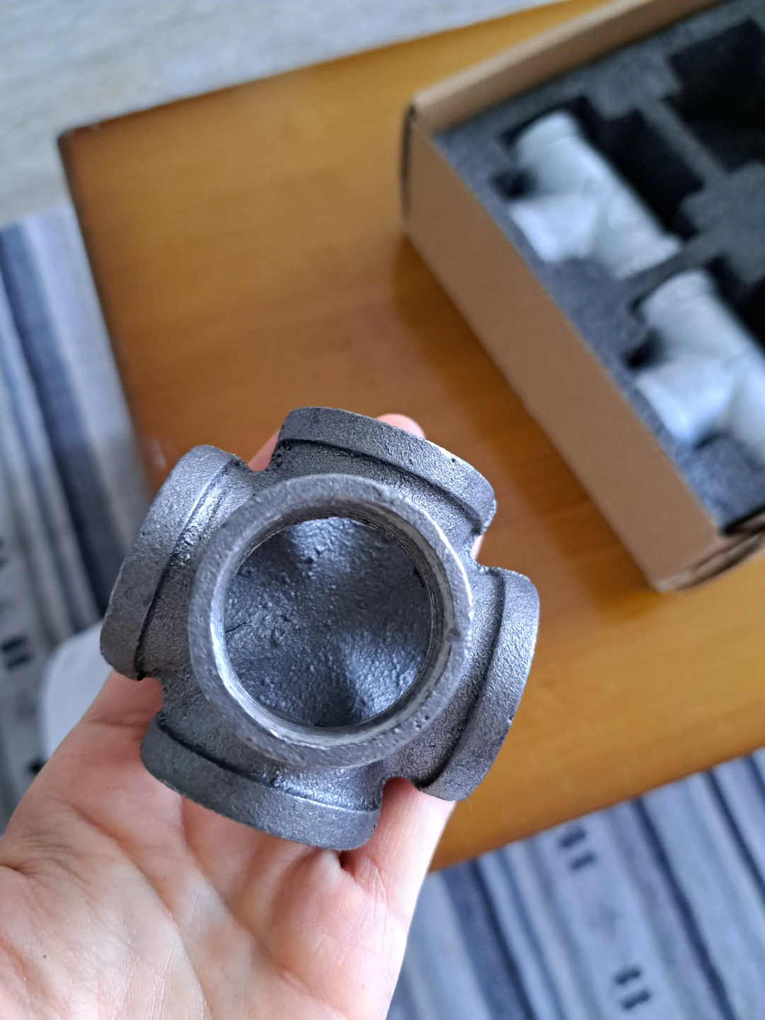 Pipe Fittings Set - 2 Tees, 2 Crosses - photo 3