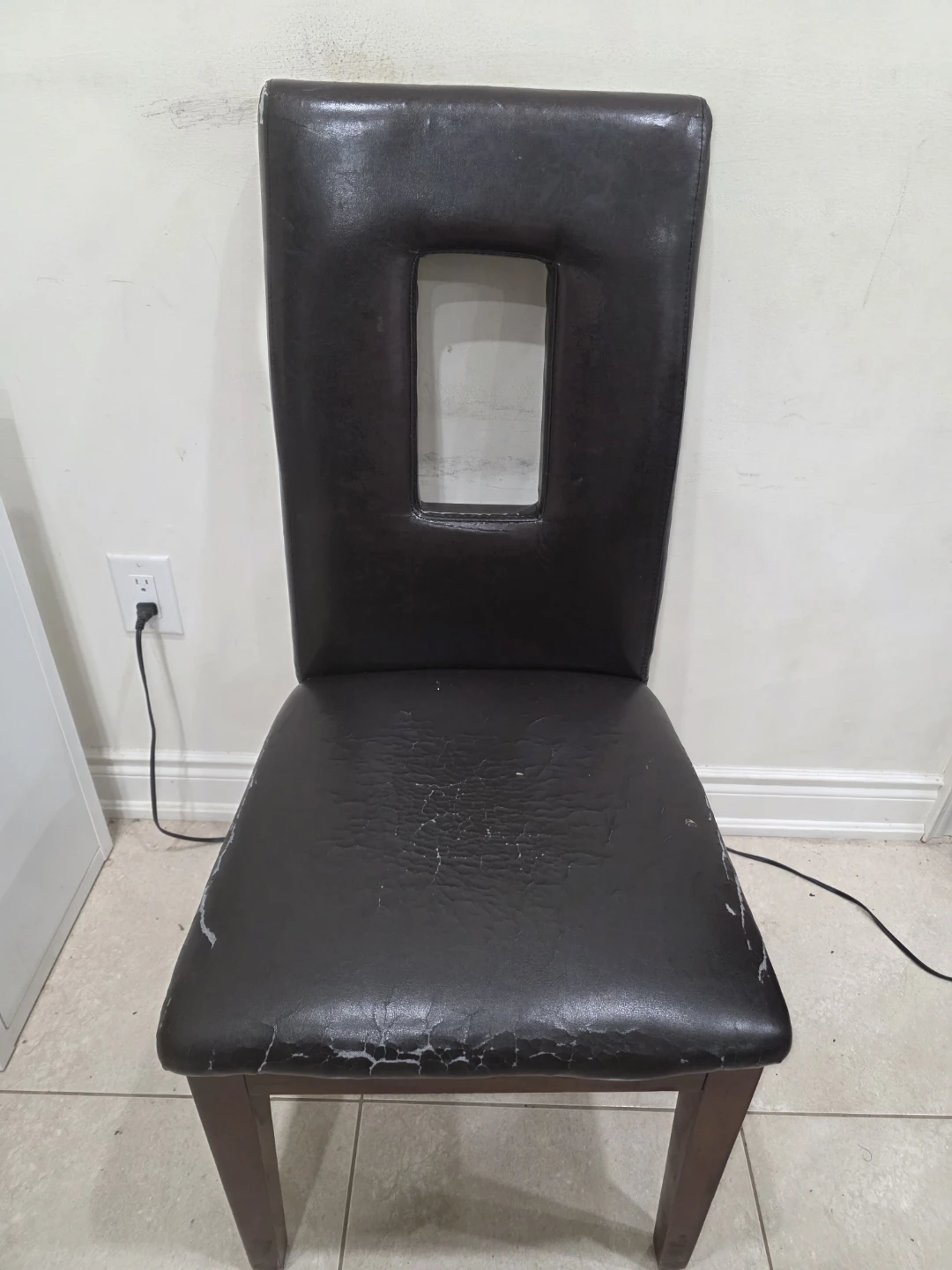 Set of 4 Solid Wood Dining Chairs - photo 3