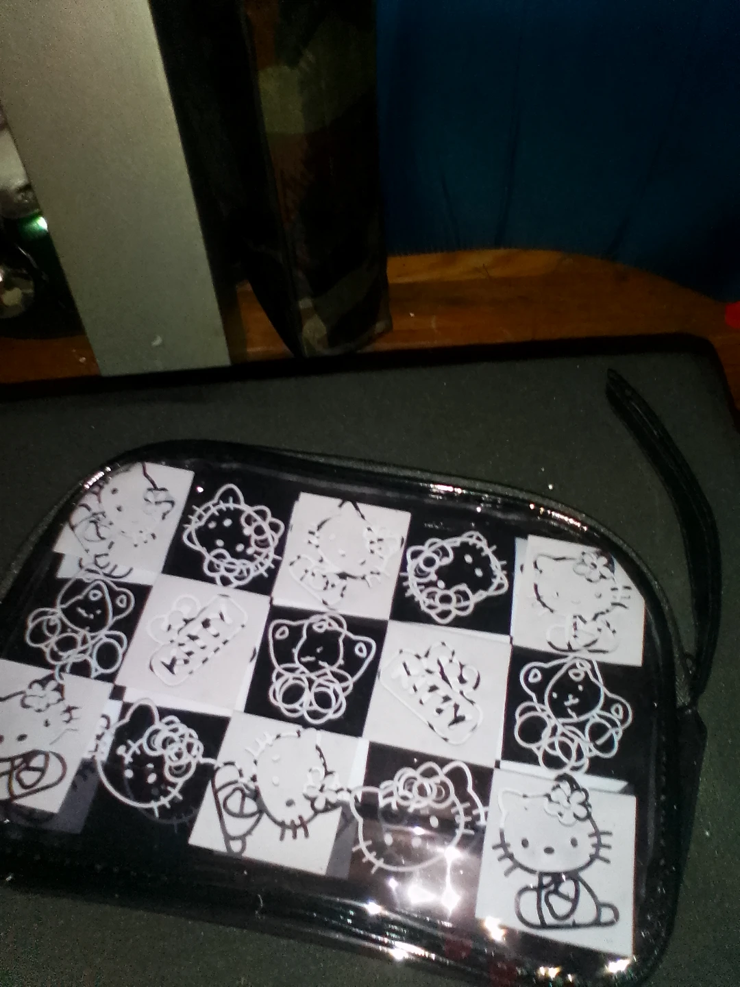 Hello Kitty Wristlets Bag - photo 2