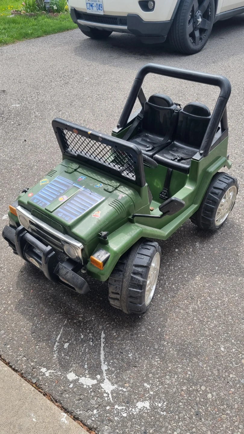 Kids Ride-On Jeep