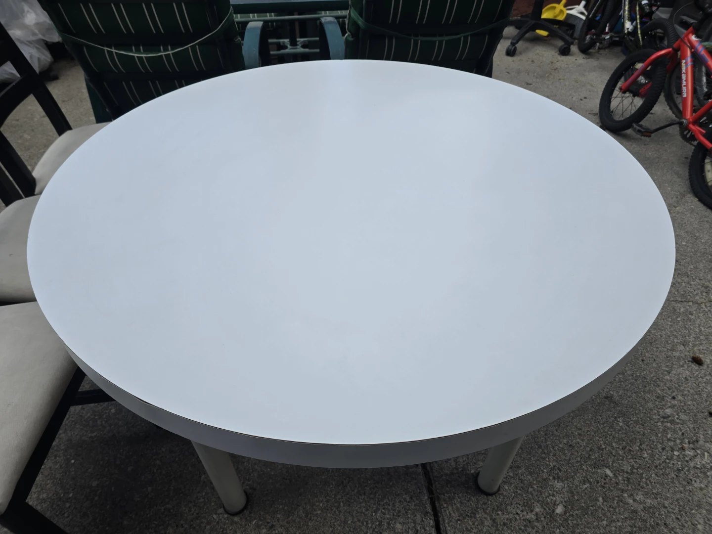 Dinning table