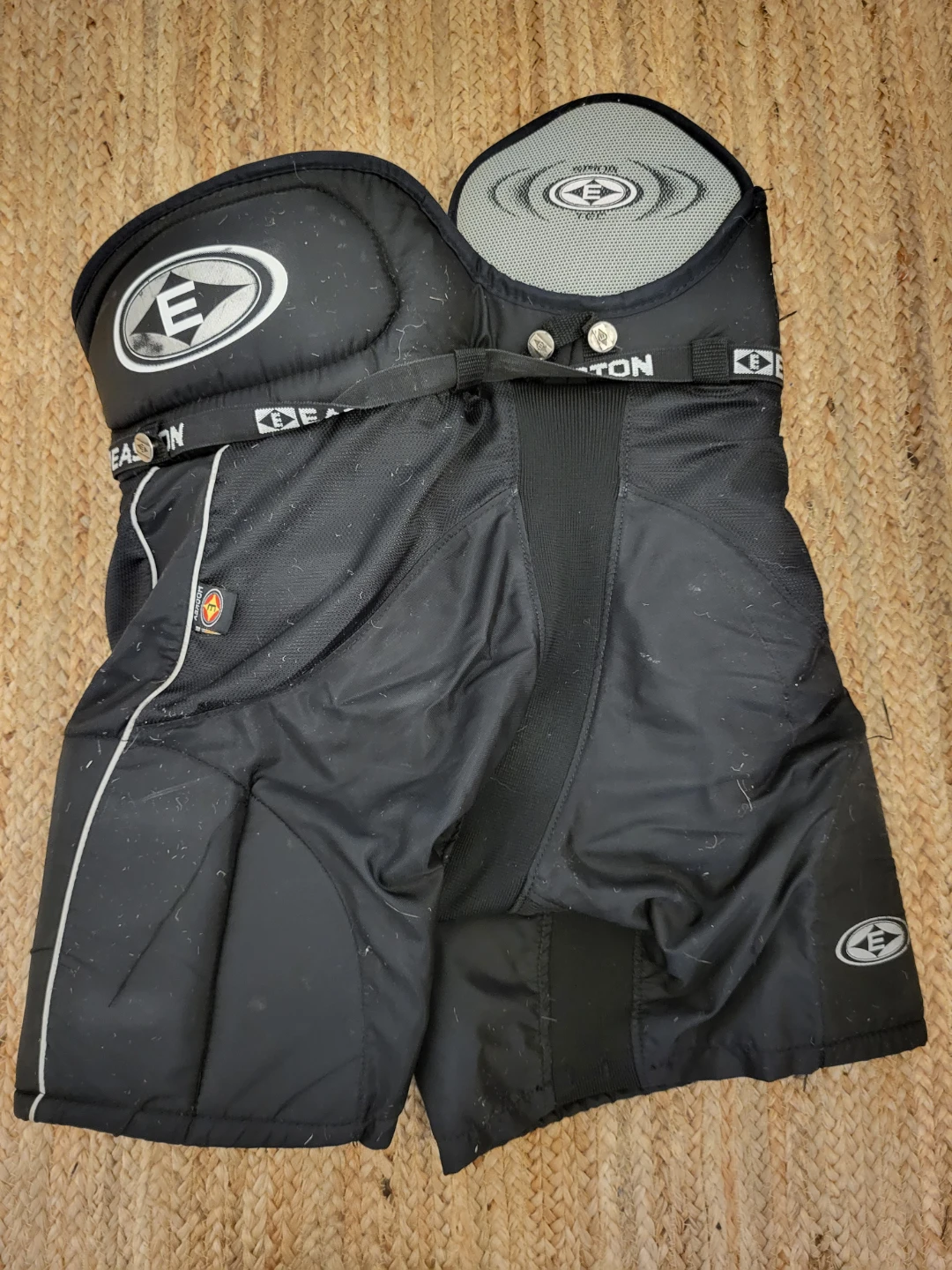 Easton Hockey Pants - photo 3