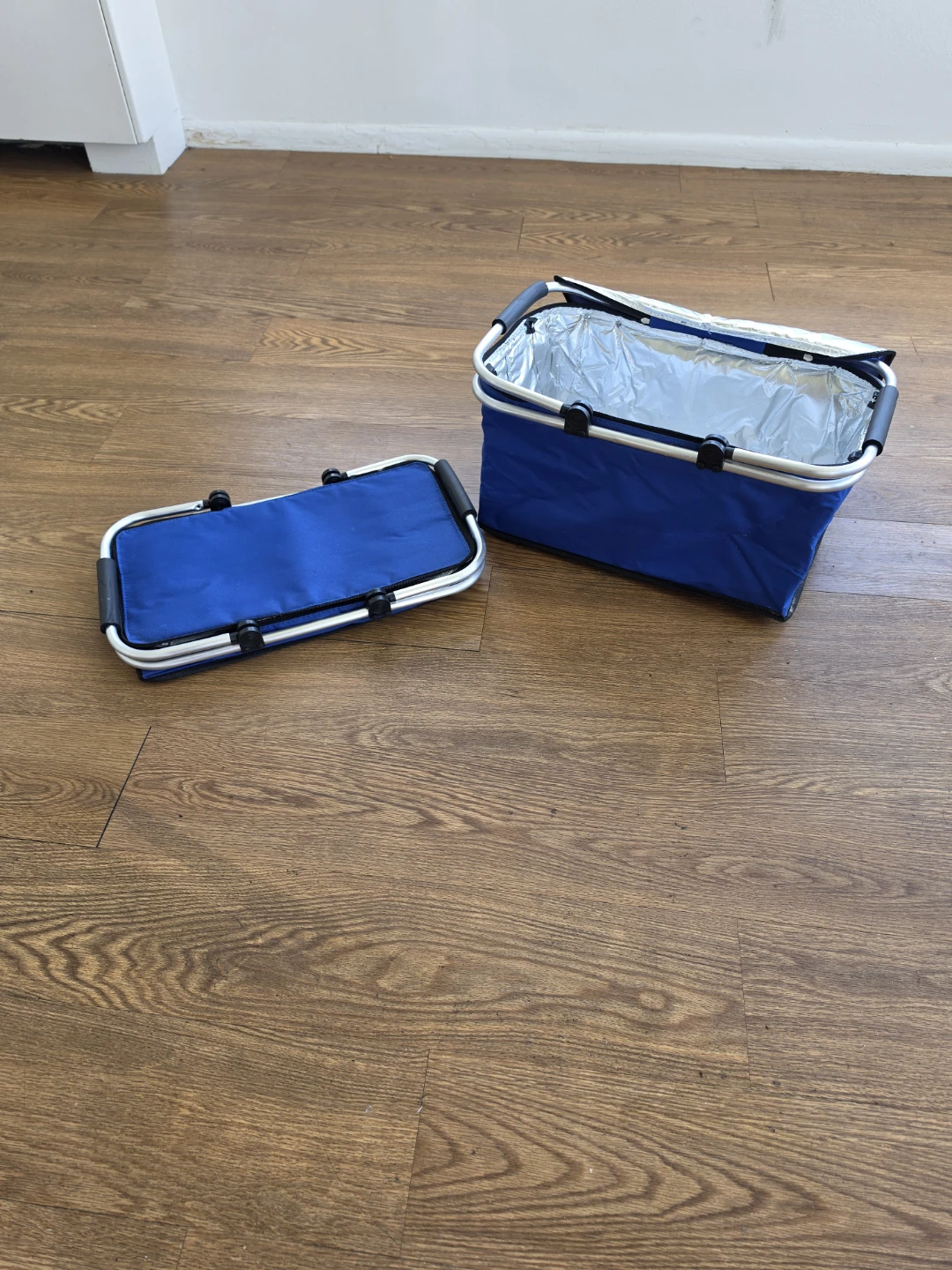 Blue Insulated Collapsible Picnic Basket - photo 2