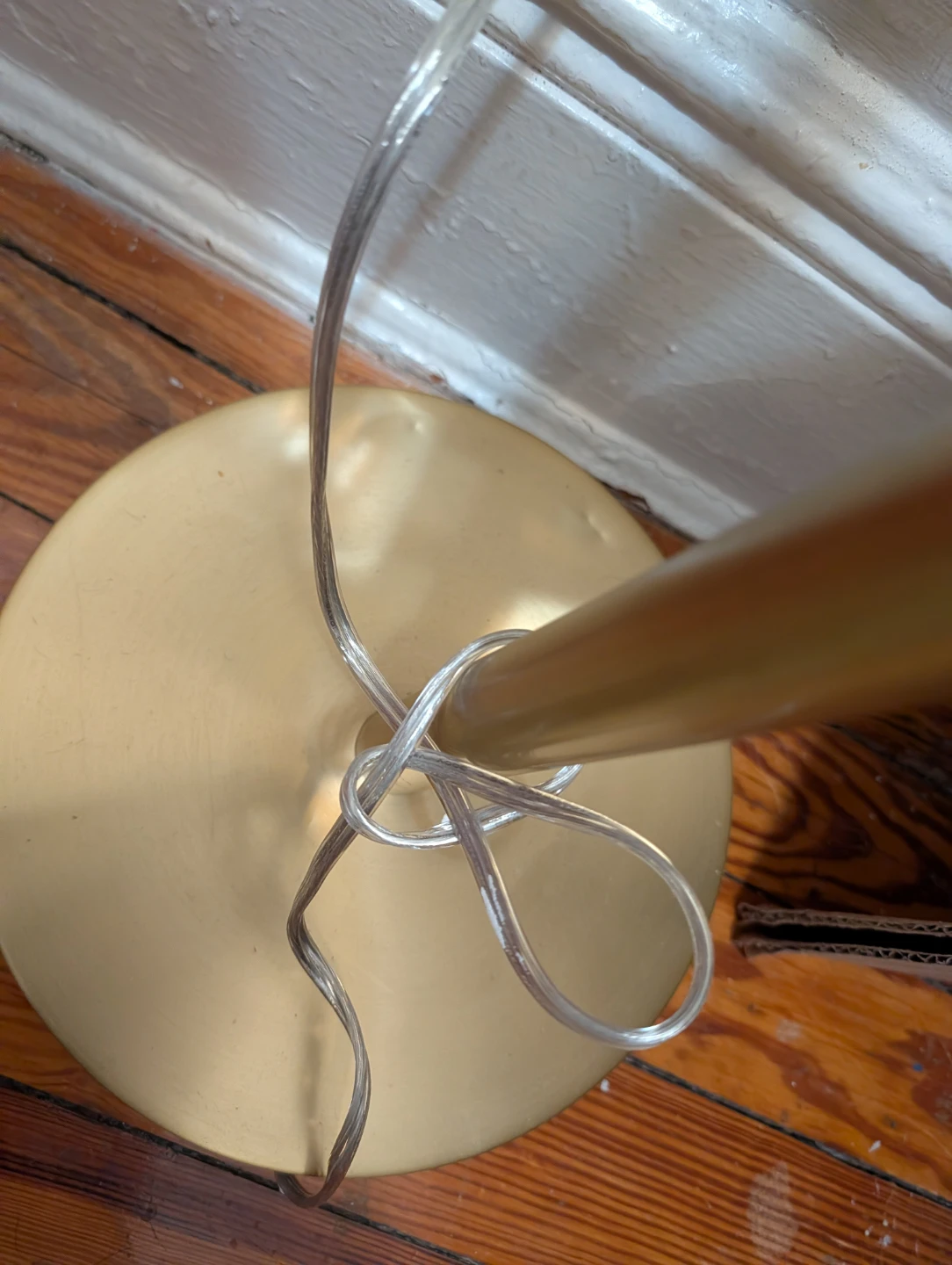 Gold Floor Lamp with Frosted Shade🥕 - photo 4