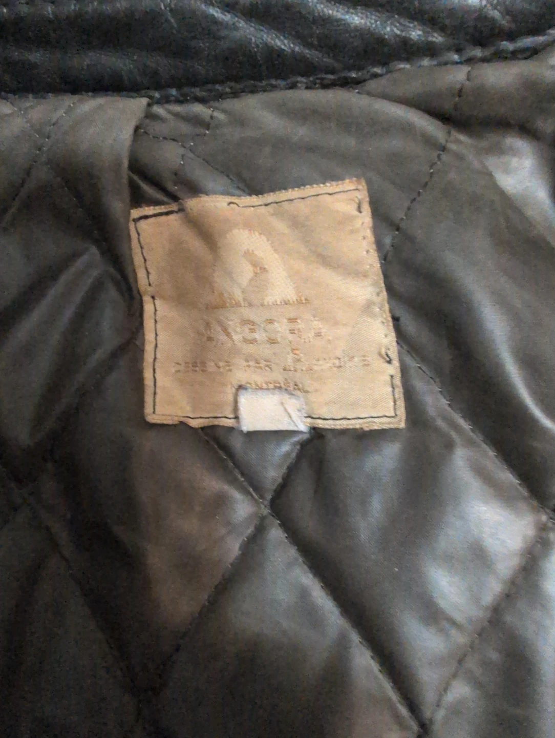 Vintage Leather Motorcycle Jacket - photo 4