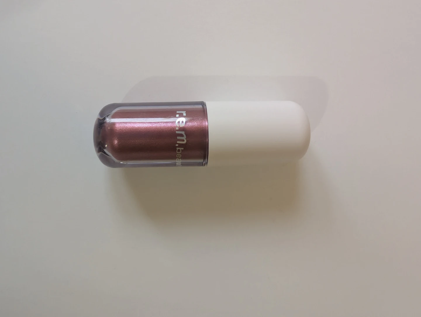 REM Beauty Liquid Eyeshadow in Experiment