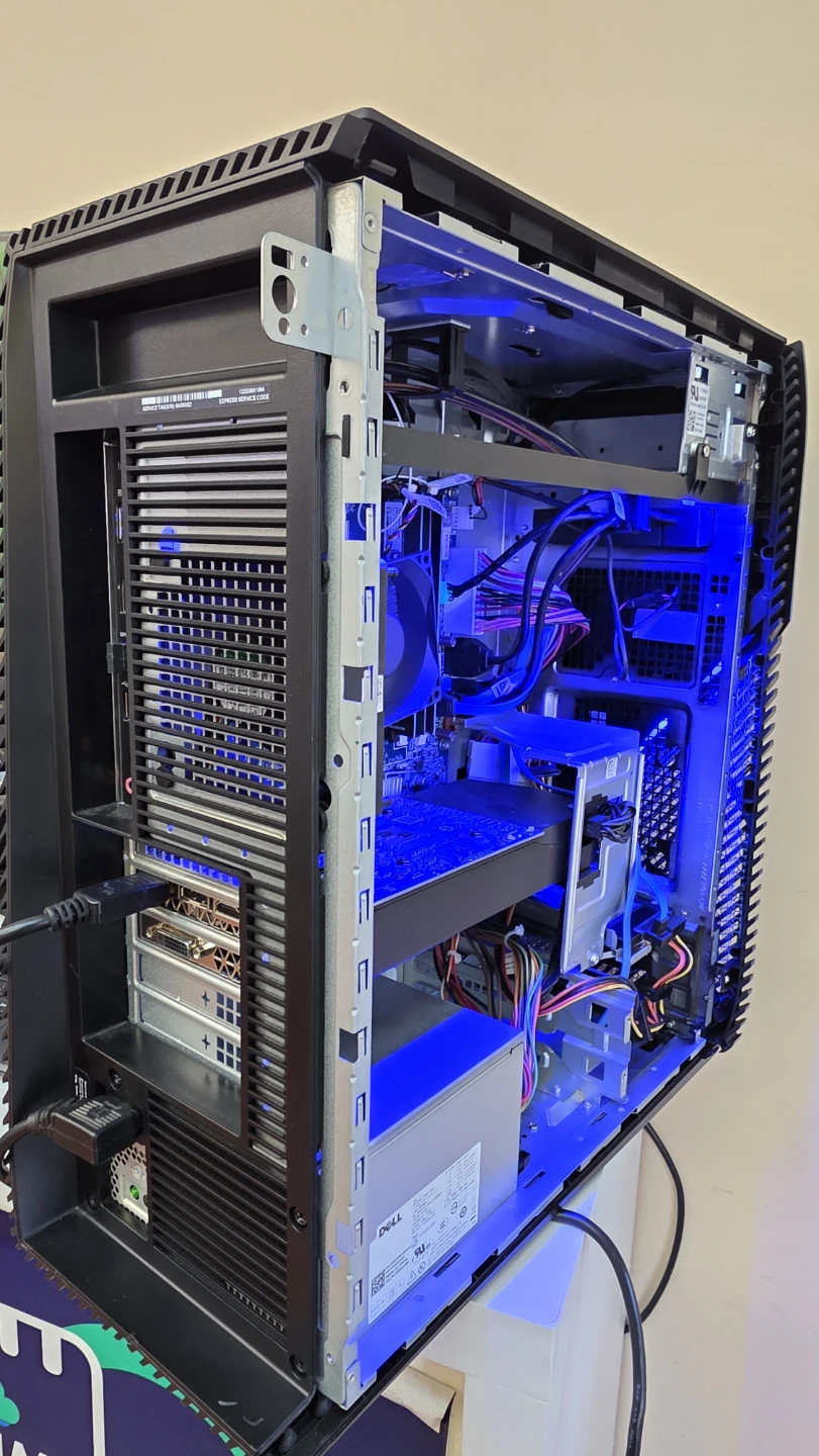 The Dell Inspiron 5680  desktop tower