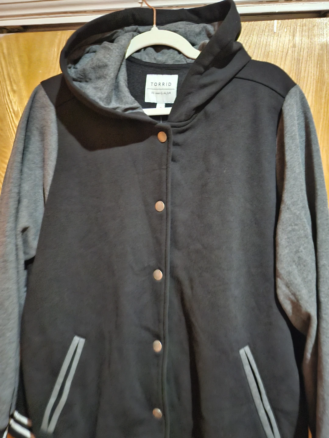 Torrid Black & Grey Varsity Hooded Jacket Size 3 - photo 2