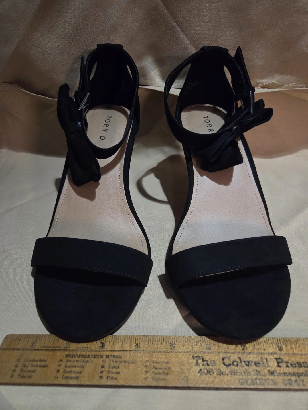 Torrid Black Fabric Bow Heels Size 11.5W