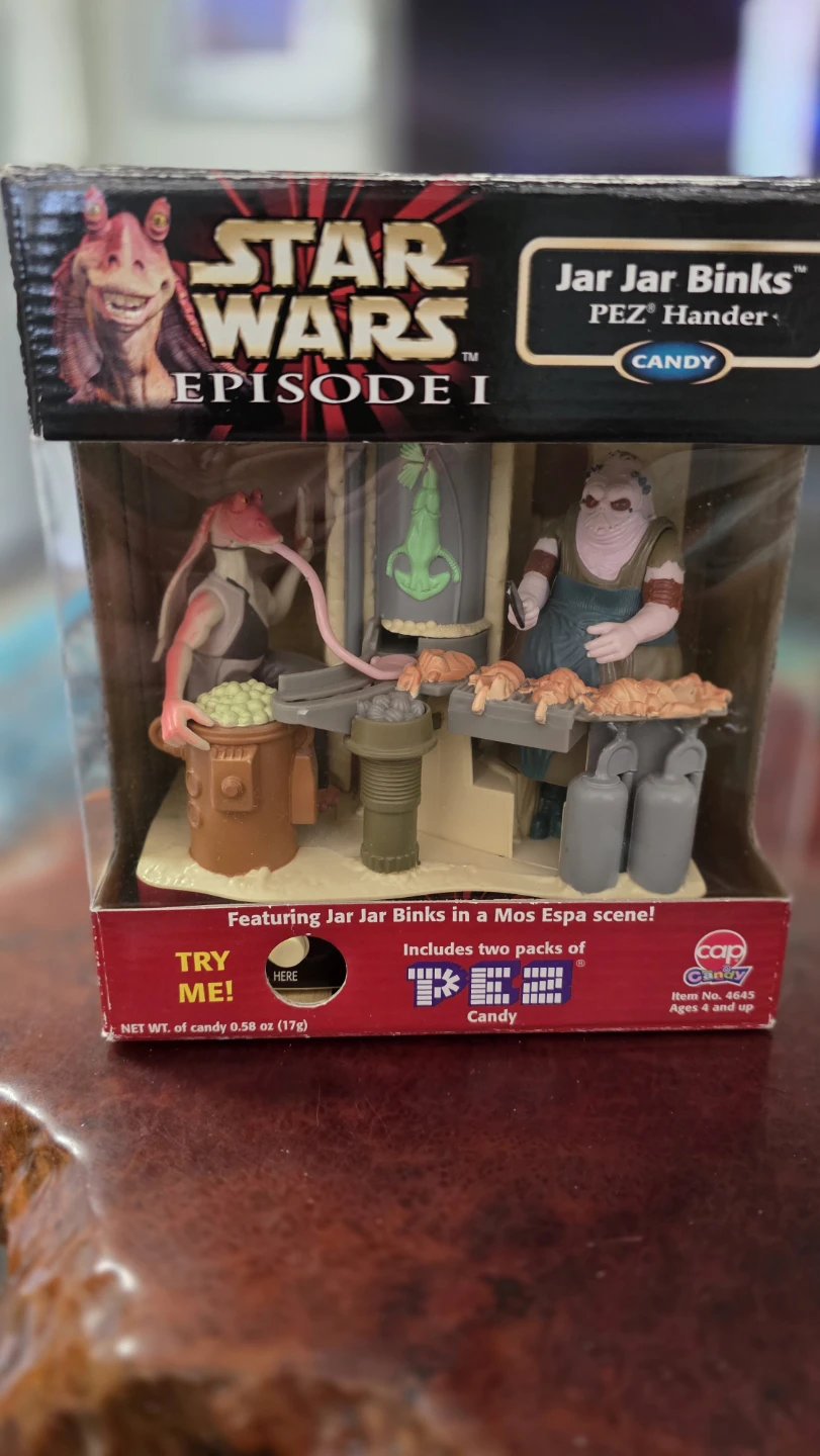 Star Wars Episode I Jar Jar Binks PEZ Hander