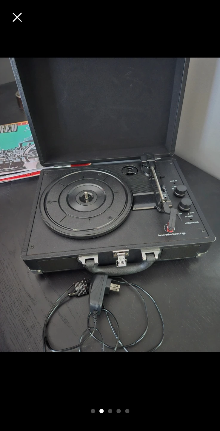 Innovative Technology Portable Record Player - photo 2