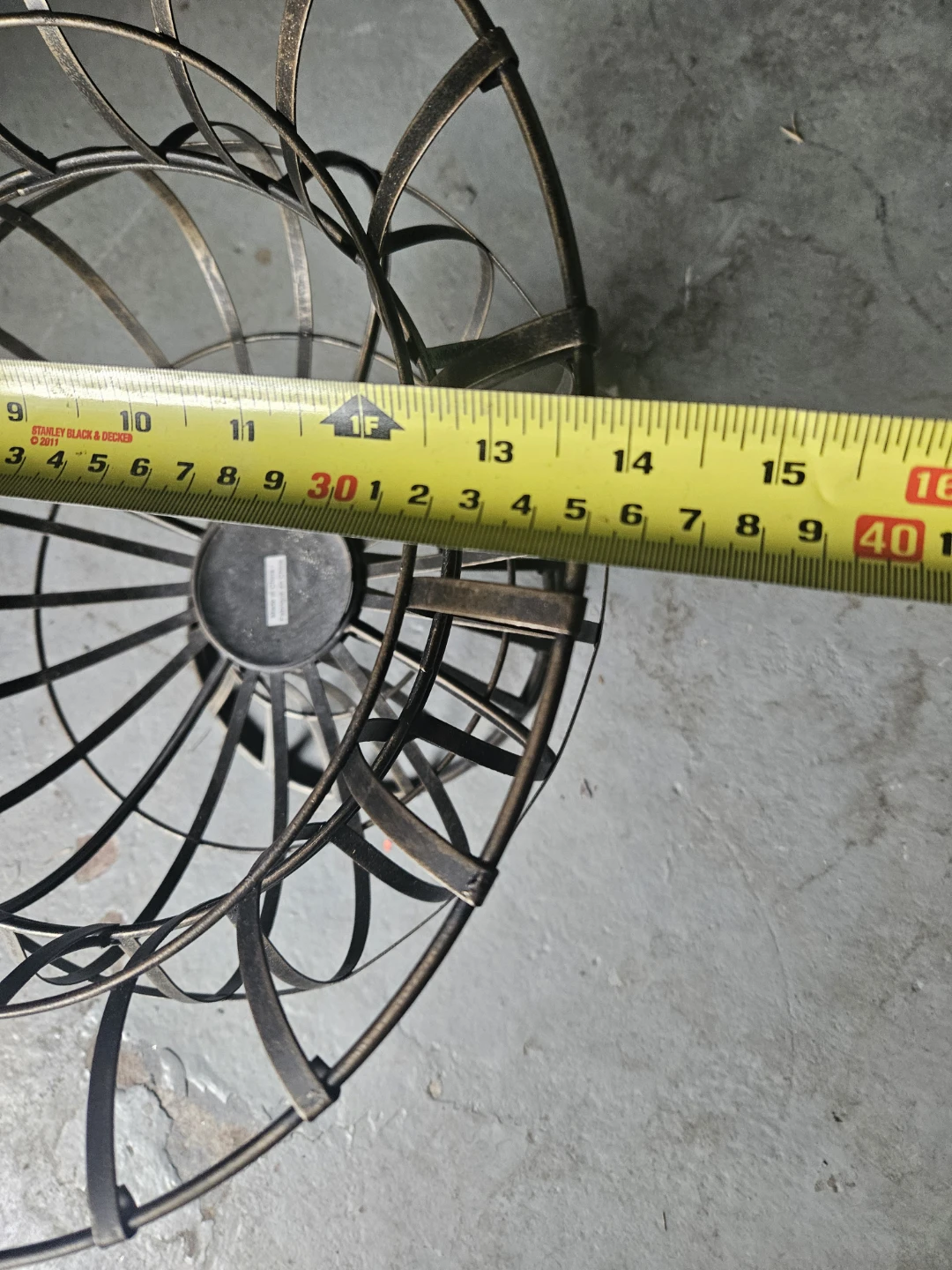 Metal Wire Basket Planter - photo 4