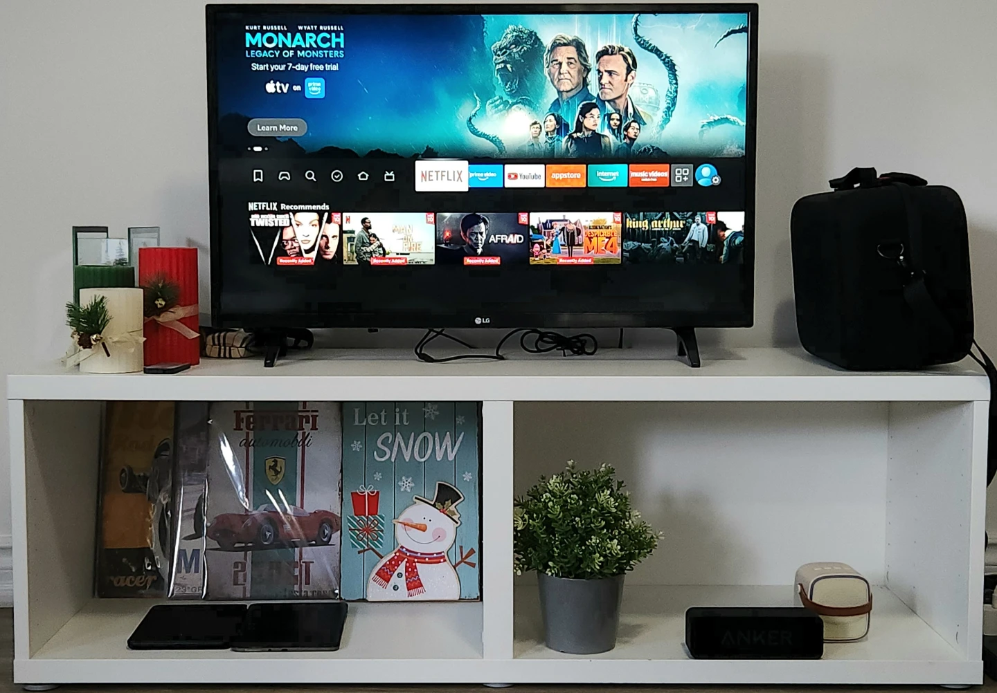 Urgent sale - LG 32" Non Smart TV + IKEA BESTA TV Bench Bundle